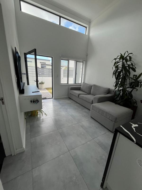 3 Bedroom Property for Sale in Sandown Western Cape